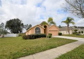 15821 ROBIN HILL LOOP, CLERMONT, Florida 34714, 5 Bedrooms Bedrooms, ,4 BathroomsBathrooms,Residential,For Sale,ROBIN HILL,66568