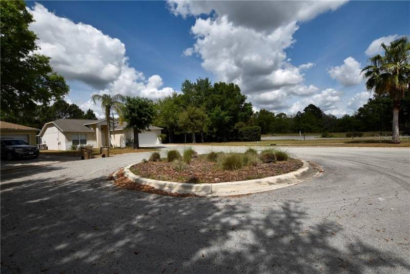 17312 SILVER CREEK COURT, CLERMONT, Florida 34714, 4 Bedrooms Bedrooms, ,2 BathroomsBathrooms,Residential,For Sale,SILVER CREEK,72188