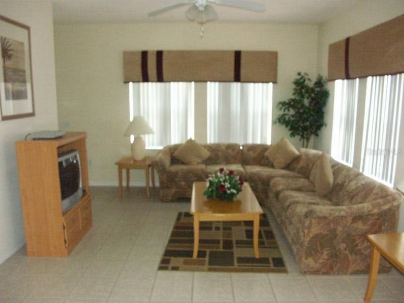 4742 VERO BEACH PLACE, KISSIMMEE, Florida 34746, 4 Bedrooms Bedrooms, ,3 BathroomsBathrooms,Residential lease,For Rent,VERO BEACH,76796