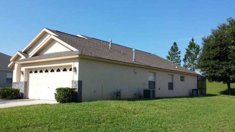 15817 ROBIN HILL LOOP, CLERMONT, Florida 34714, 4 Bedrooms Bedrooms, ,3 BathroomsBathrooms,Residential,For Sale,ROBIN HILL,76822