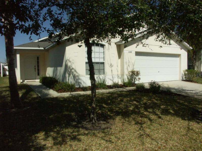 1044 CLEAR CREEK CIRCLE, CLERMONT, Florida 34714, 4 Bedrooms Bedrooms, ,3 BathroomsBathrooms,Residential,For Sale,CLEAR CREEK,76827