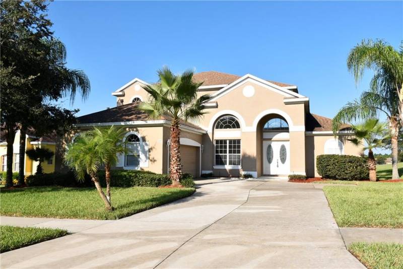 2859 MAJESTIC ISLE DRIVE, CLERMONT, Florida 34711, 4 Bedrooms Bedrooms, ,3 BathroomsBathrooms,Residential lease,For Rent,MAJESTIC ISLE,76880
