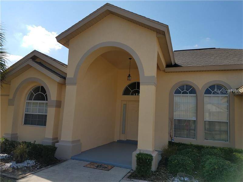 15928 ROBIN HILL LOOP, CLERMONT, Florida 34714, 4 Bedrooms Bedrooms, ,3 BathroomsBathrooms,Residential lease,For Rent,ROBIN HILL,76895