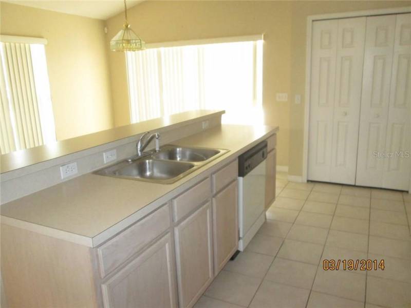 315 SONJA CIRCLE, DAVENPORT, Florida 33897, 3 Bedrooms Bedrooms, ,2 BathroomsBathrooms,Residential lease,For Rent,SONJA,76921