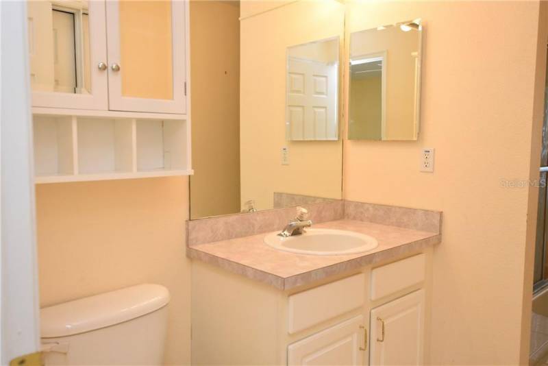 137 HIDDEN POINTE LANE, GROVELAND, Florida 34736, 3 Bedrooms Bedrooms, ,2 BathroomsBathrooms,Residential lease,For Rent,HIDDEN POINTE,76931