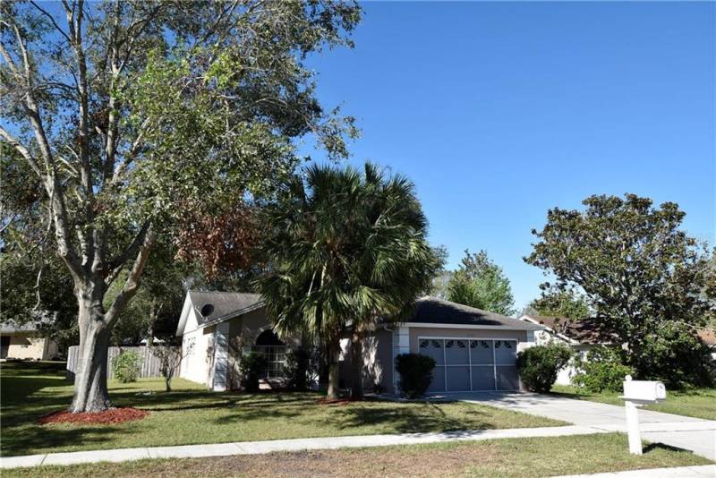 2225 DUNCAN TRAIL, CLERMONT, Florida 34714, 3 Bedrooms Bedrooms, ,2 BathroomsBathrooms,Residential,For Sale,DUNCAN,76946