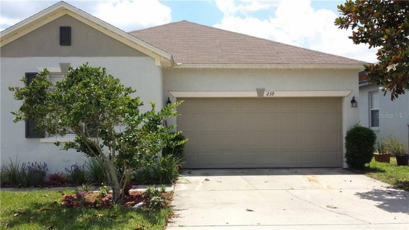 239 ASTER DRIVE, DAVENPORT, Florida 33897, 3 Bedrooms Bedrooms, ,2 BathroomsBathrooms,Residential lease,For Rent,ASTER,76959