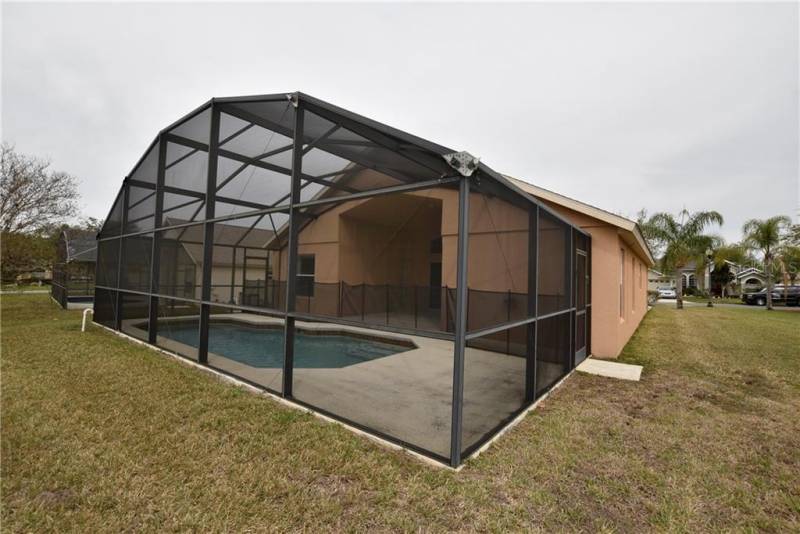 15916 ROBIN HILL LOOP, CLERMONT, Florida 34714, 4 Bedrooms Bedrooms, ,3 BathroomsBathrooms,Residential,For Sale,ROBIN HILL,76966