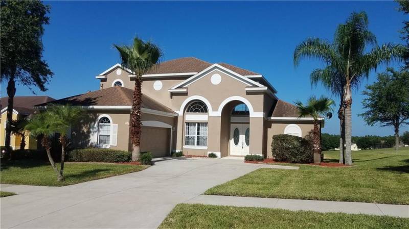 2859 MAJESTIC ISLE DRIVE, CLERMONT, Florida 34711, 4 Bedrooms Bedrooms, ,3 BathroomsBathrooms,Residential lease,For Rent,MAJESTIC ISLE,77019
